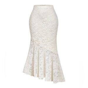 Lace Mermaid Midi Skirt in Ivory